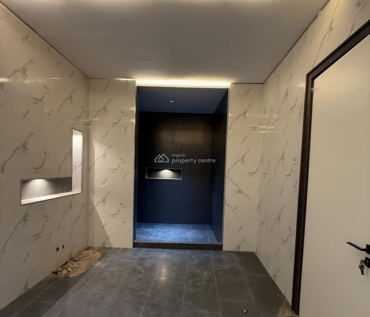 6 Bedrooms Detached Duplex with Bq, Asokoro District, Abuja, Detached Duplex for Sale