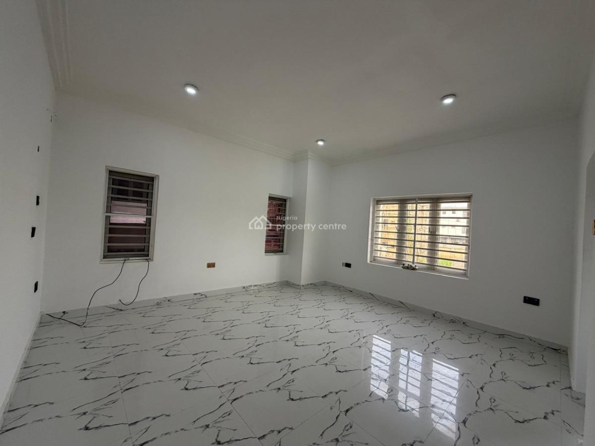 Beautiful 3 Bedroom Flat with a Bq, Jahi, Abuja, Flat / Apartment for Rent