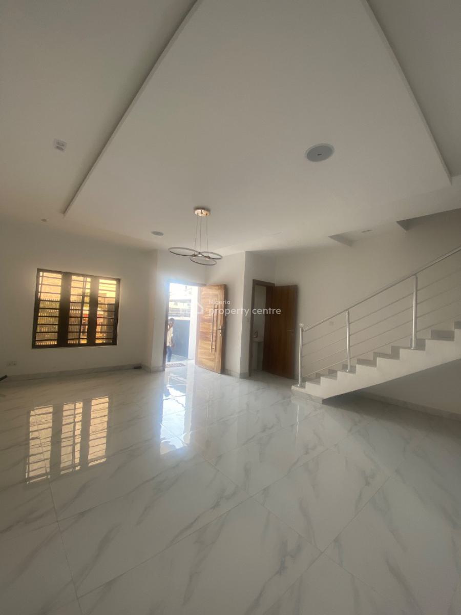 Luxury Spacious 4bed with Bq, Constant Light, Gud Rdin a  Secured Est, Beside Emrald Estate, Mobile Road Ilaje, Lekki, Lagos, Semi-detached Duplex for Sale
