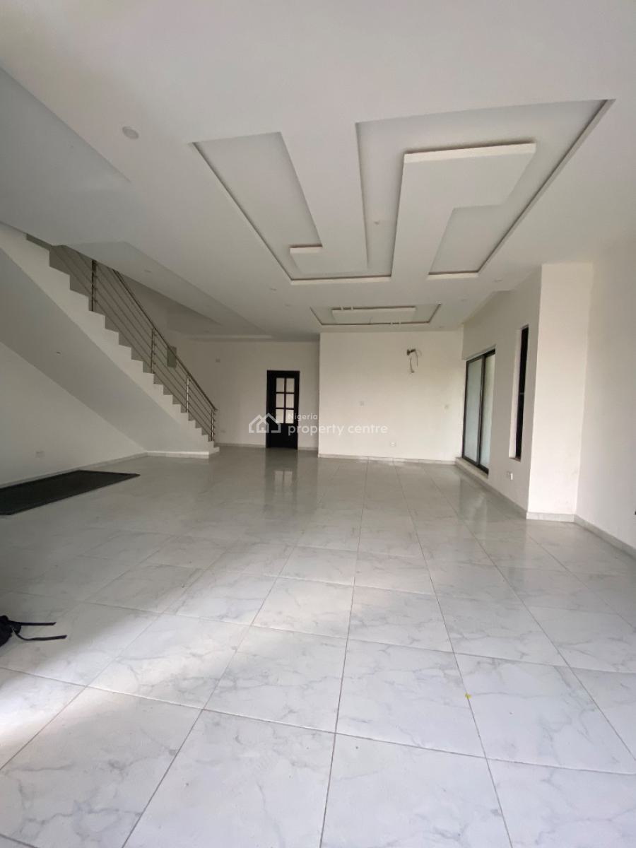 Luxury Spacious Modern 5bed Wt Bq, Spacious Compound in a Secured Est, Very Secured Est, Ogombo Road, Ajah, Lagos, Semi-detached Duplex for Sale