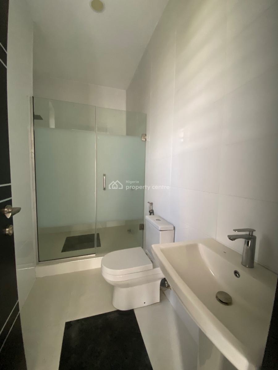 Luxury Spacious Modern 5bed Wt Bq, Spacious Compound in a Secured Est, Very Secured Est, Ogombo Road, Ajah, Lagos, Semi-detached Duplex for Sale