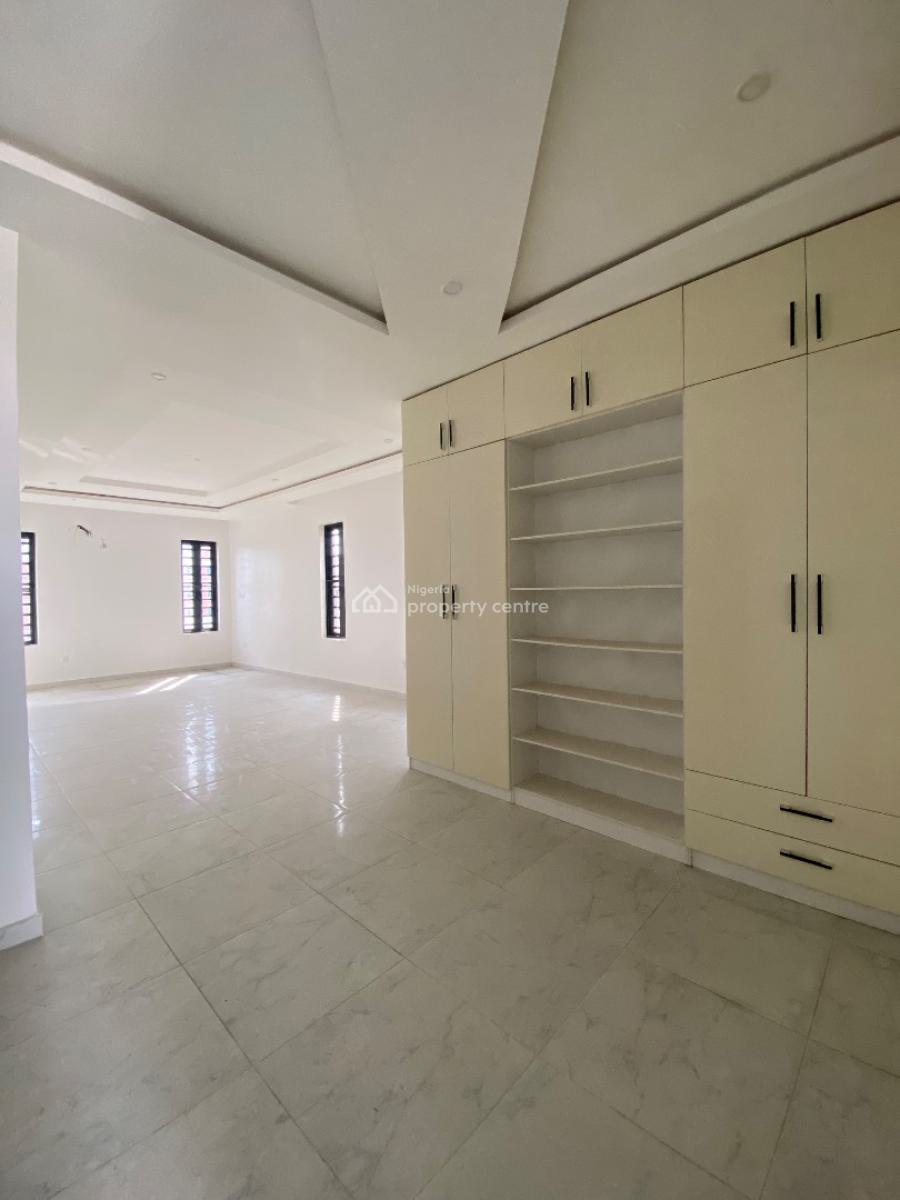 Luxury Spacious Modern 5bed Wt Bq, Spacious Compound in a Secured Est, Very Secured Est, Ogombo Road, Ajah, Lagos, Semi-detached Duplex for Sale