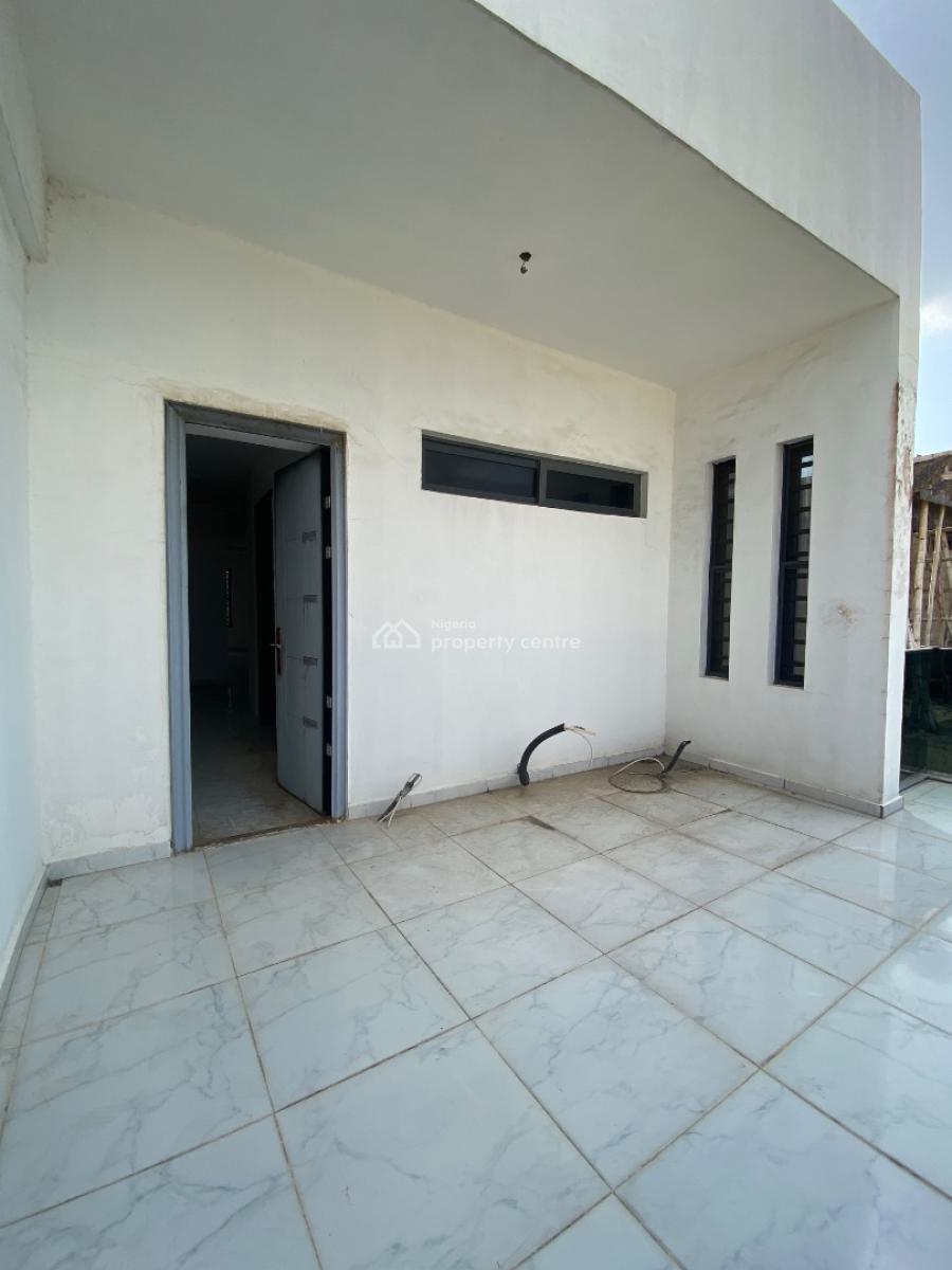 Luxury Spacious Modern 5bed Wt Bq, Spacious Compound in a Secured Est, Very Secured Est, Ogombo Road, Ajah, Lagos, Semi-detached Duplex for Sale