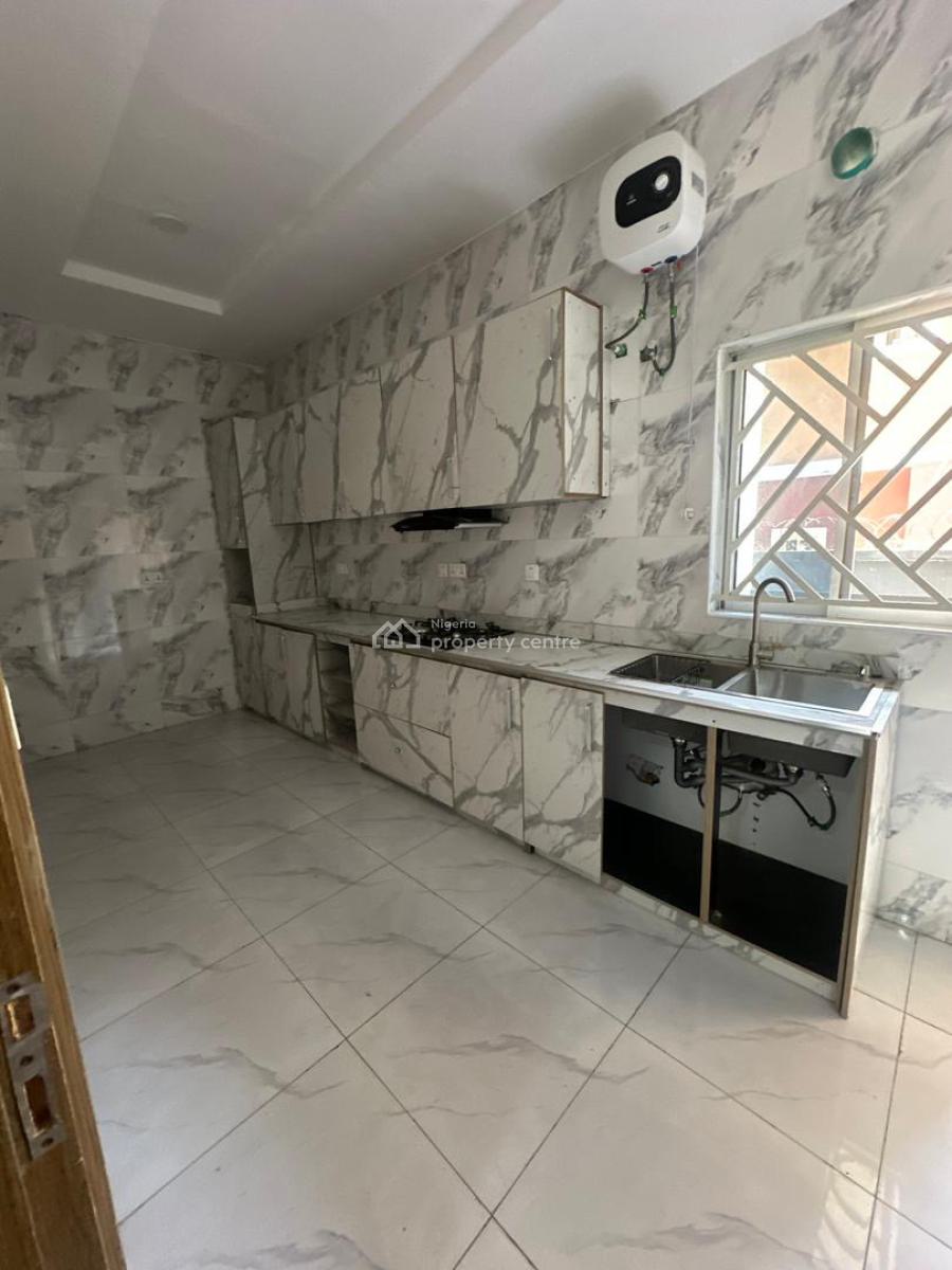 2 Bedroom Apartment, Ajah, Lagos, Flat / Apartment for Sale