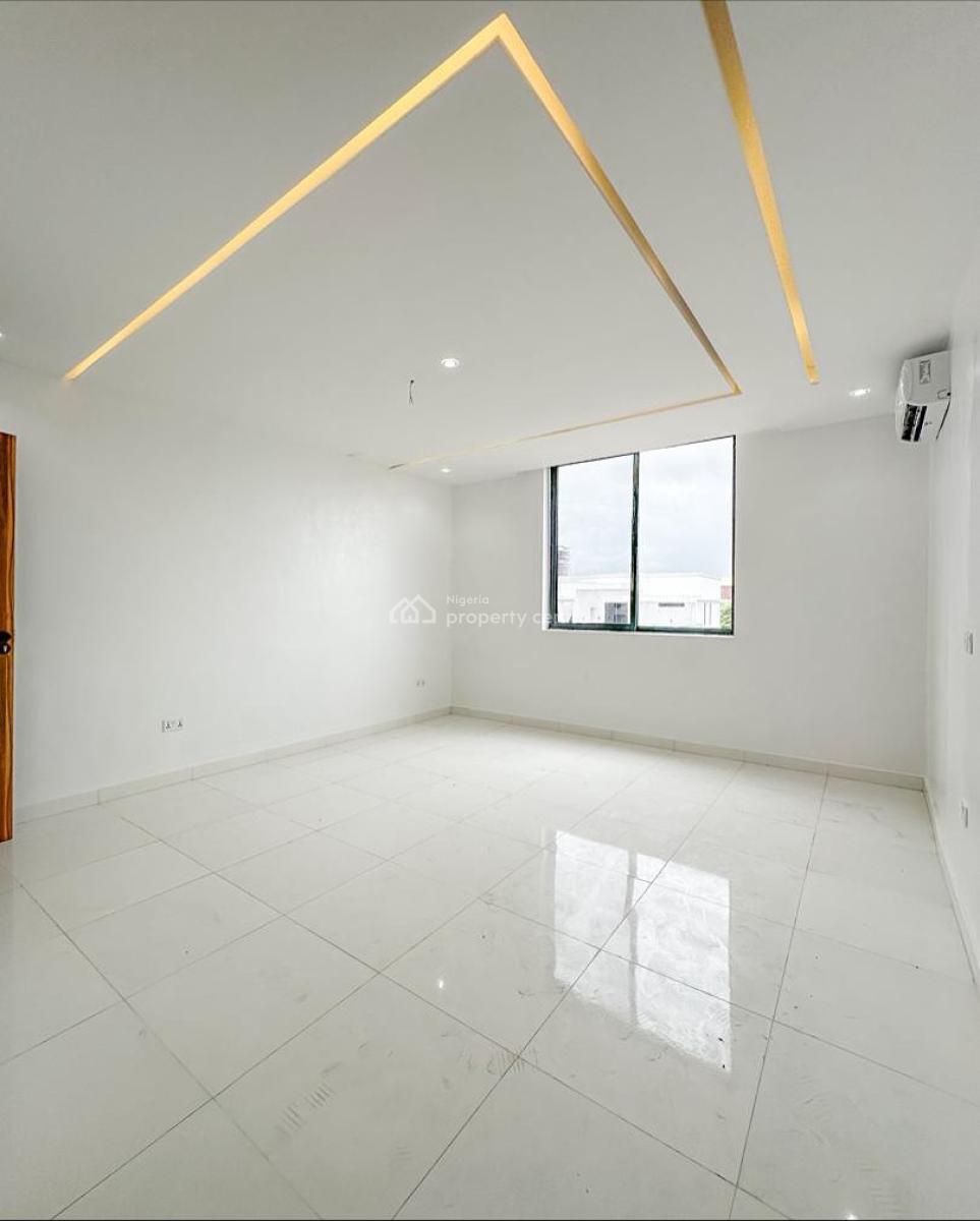 Modern 1 Bedroom Apartment, Oniru, Victoria Island (vi), Lagos, Block of Flats for Sale