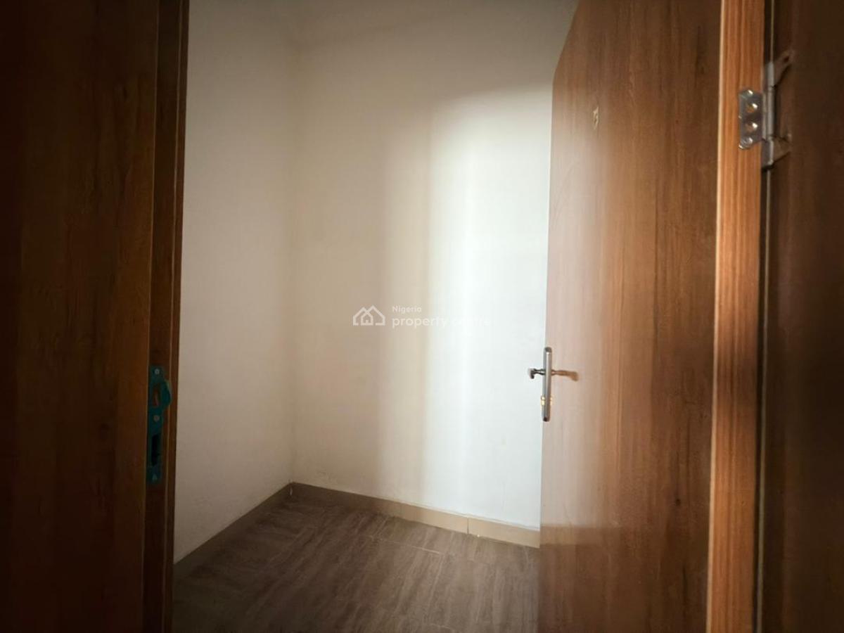 3-bedroom Apartment, Jahi, Abuja, House for Rent