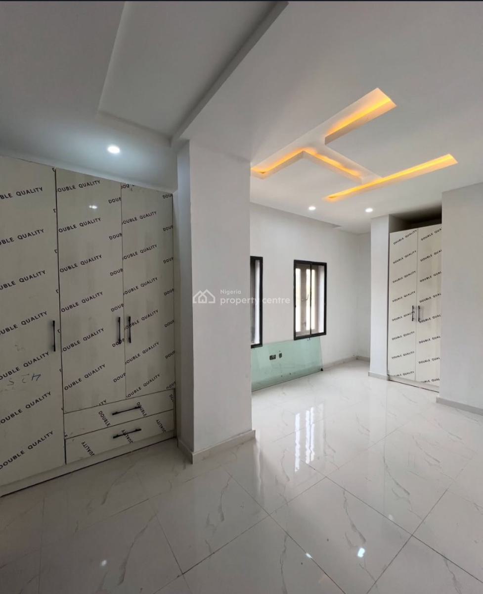 Serviced &luxury 3-bedroom Apt. in a Sophisticated &well Secured Envir, Ikoyi, Lagos, Flat / Apartment for Rent