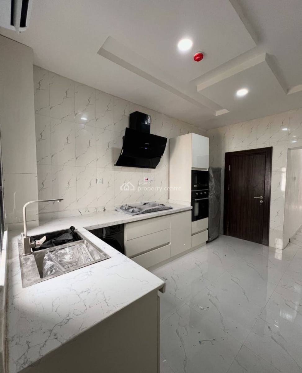 Serviced &luxury 3-bedroom Apt. in a Sophisticated &well Secured Envir, Ikoyi, Lagos, Flat / Apartment for Rent