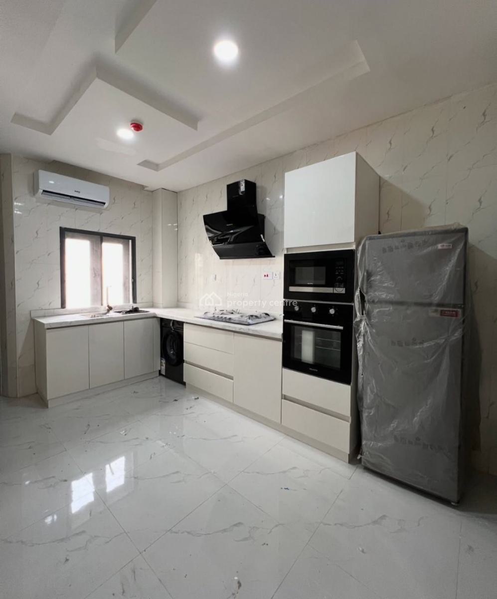 Serviced &luxury 3-bedroom Apt. in a Sophisticated &well Secured Envir, Ikoyi, Lagos, Flat / Apartment for Rent
