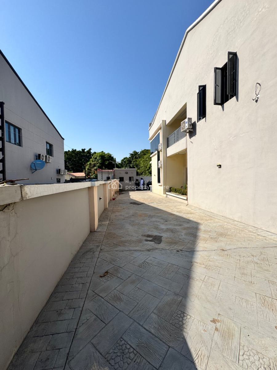 Smart & Exquisite 4beds Semi Detached Duplex with Bq, Off Aminu Kano Crescent, Wuse 2, Abuja, Semi-detached Duplex for Sale