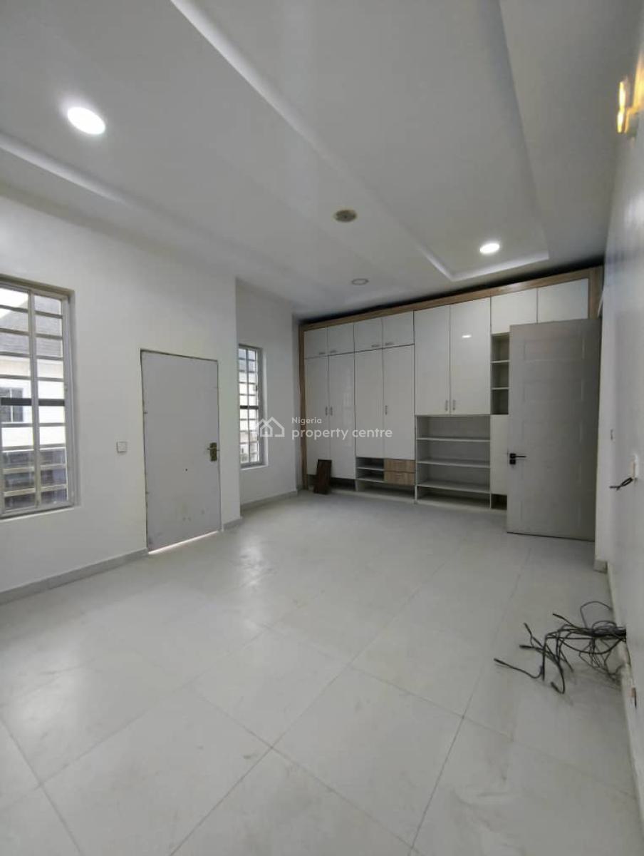 This Beautiful 5 Bedroom Detached, Chevron Lekki, Lekki, Lagos, Detached Duplex for Rent
