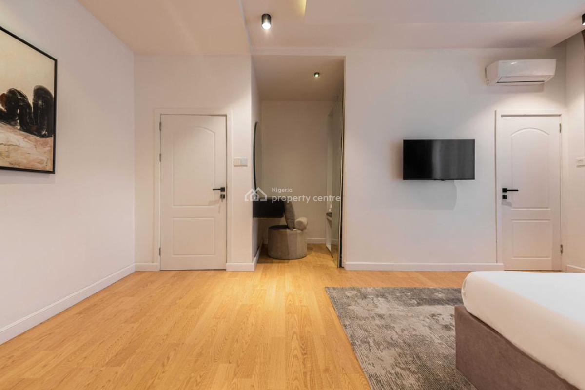 Luxury 2nedrooms Apartment with Pool and Gym, Phase 1, Lekki, Lagos, Flat / Apartment Short Let