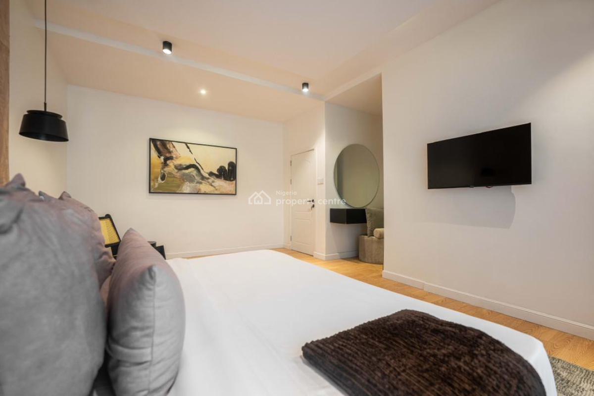 Luxury 2nedrooms Apartment with Pool and Gym, Phase 1, Lekki, Lagos, Flat / Apartment Short Let