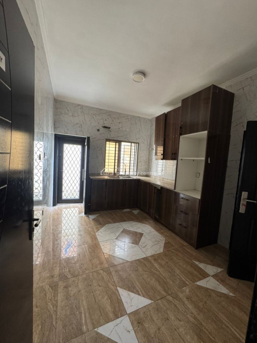 4 Bedroom Semi Detached Duplex, Lekki Phase 1, Lekki, Lagos, Commercial Property for Rent