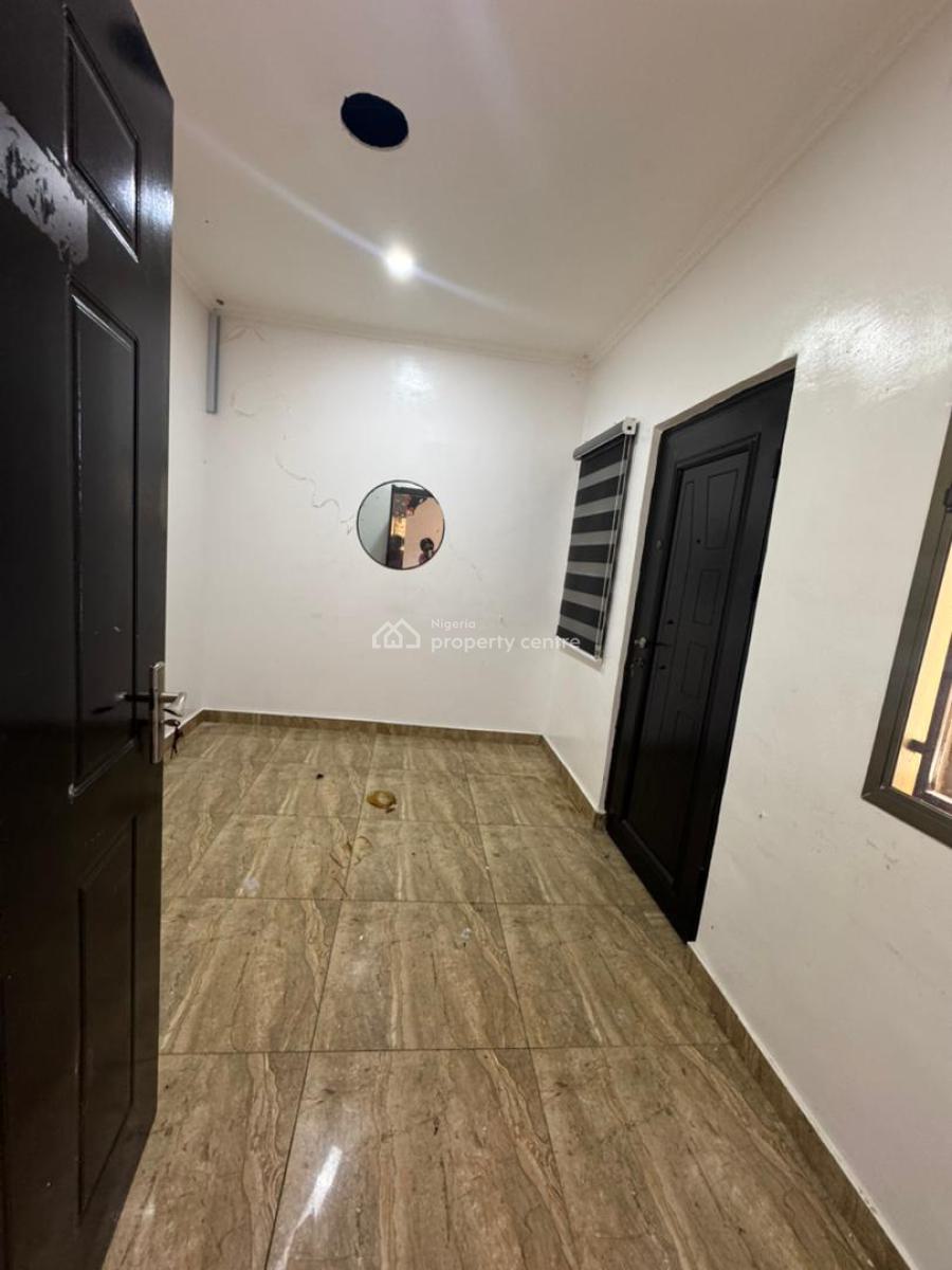 4 Bedroom Semi Detached Duplex, Lekki Phase 1, Lekki, Lagos, Commercial Property for Rent