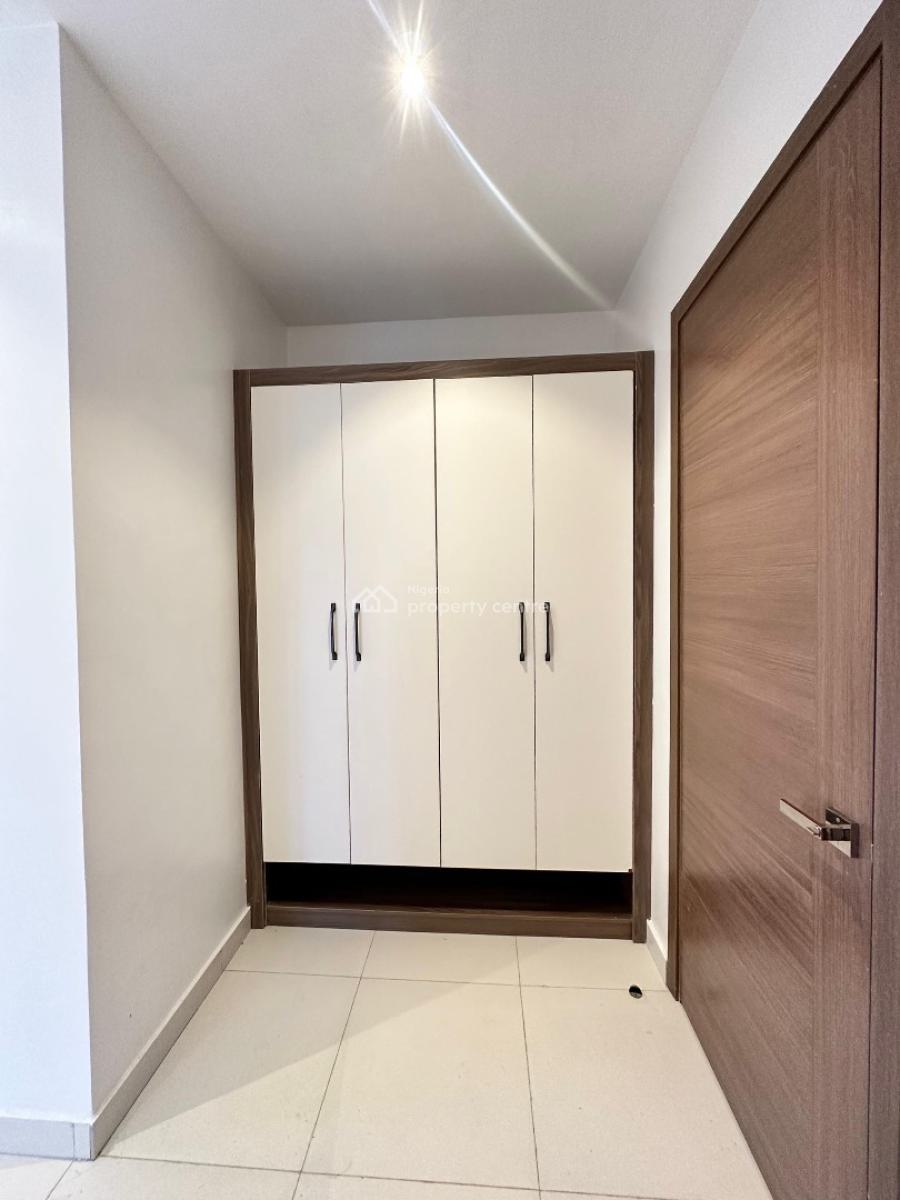 Smart Luxury 2 Bedroom Apartment with a Fully Equipped Gym, Elevator, Strategic Location, Ikate, Lekki, Lagos, Flat / Apartment for Sale