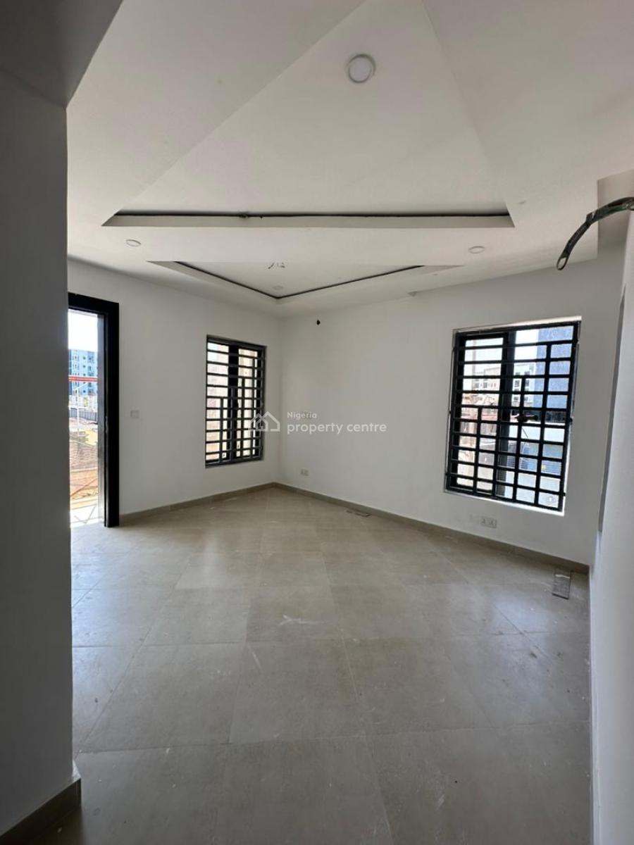 Beautifully Designed 4 Bedroom Apartment with a Study Room and Bq, in a Strategic Location, Lekki Phase 1, Lekki, Lagos, Flat / Apartment for Sale