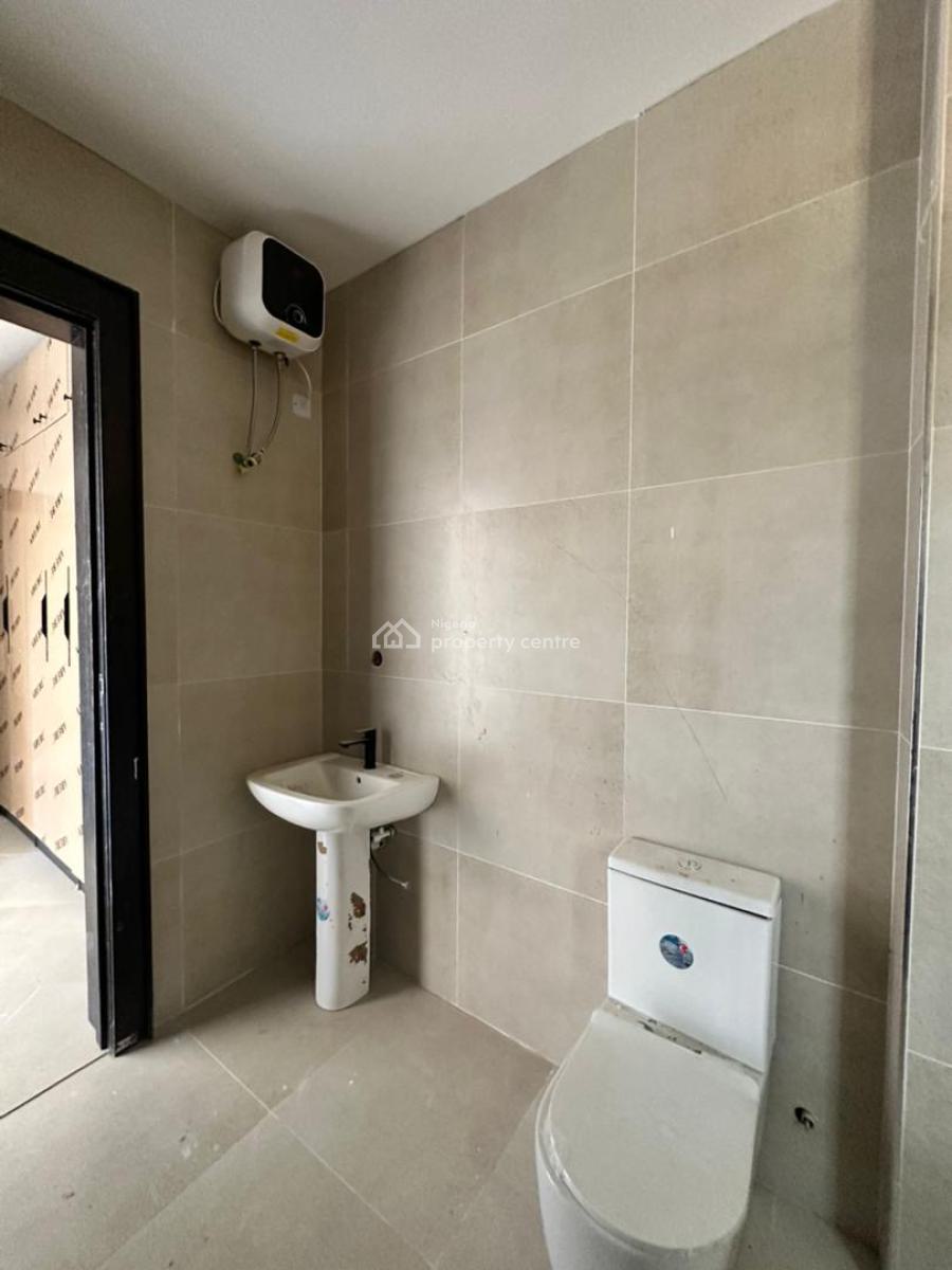 Beautifully Designed 4 Bedroom Apartment with a Study Room and Bq, in a Strategic Location, Lekki Phase 1, Lekki, Lagos, Flat / Apartment for Sale