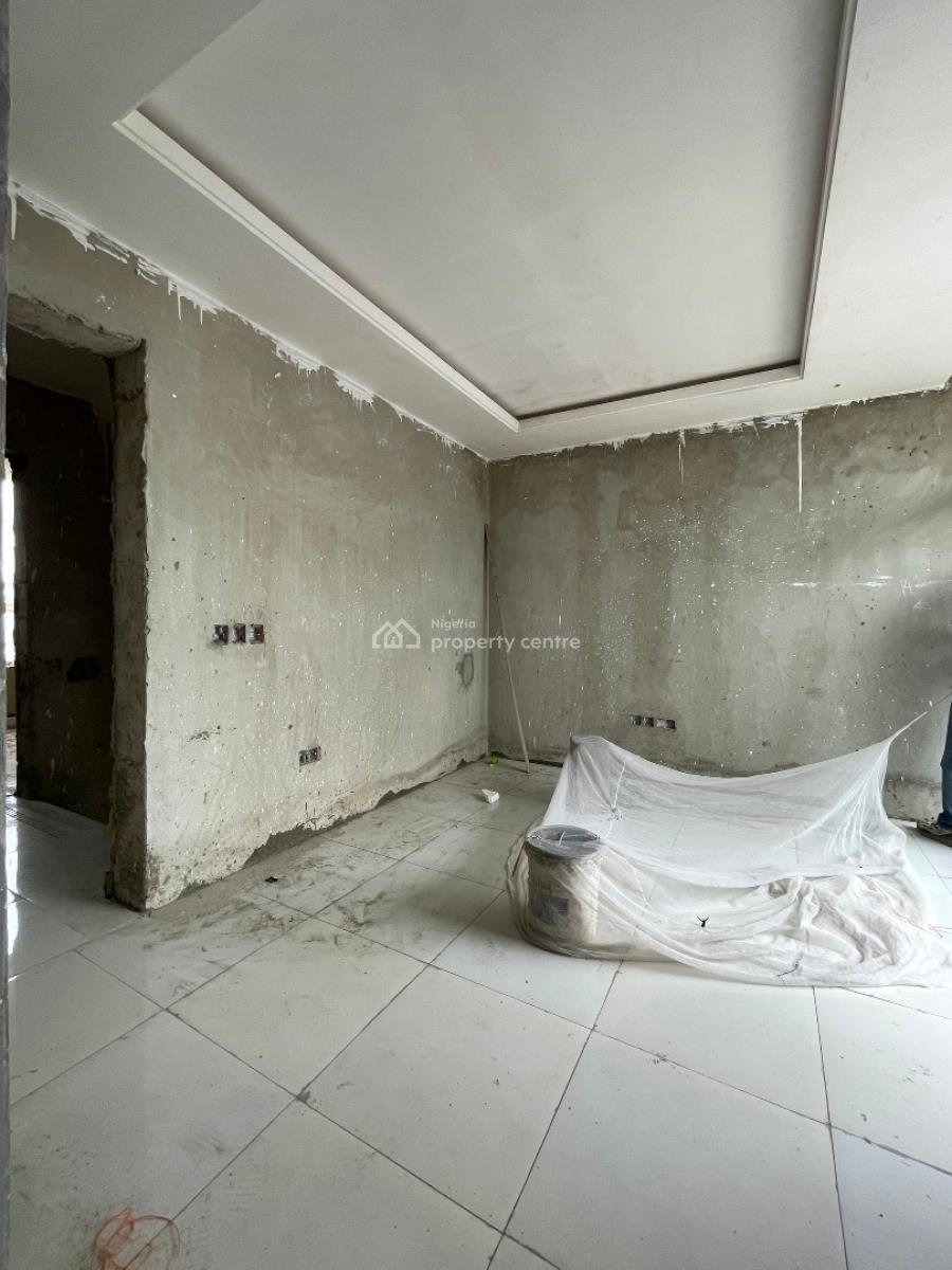 Well Built 4 Bedroom Terraced Duplex with Bq in a Secure Location, Lekki Phase 1, Lekki, Lagos, House for Sale