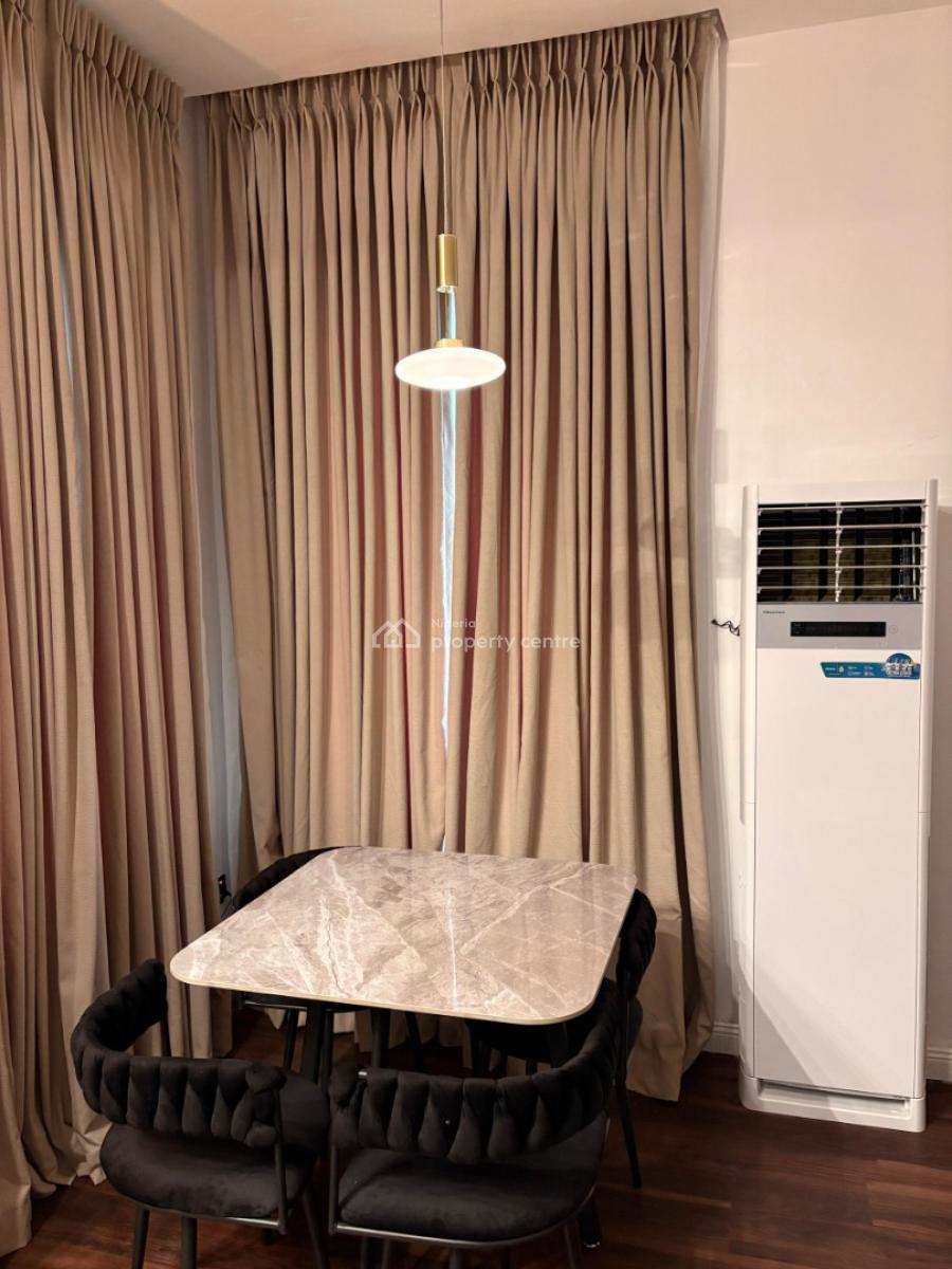 Family Vacation Home, Road 32 Ikota Villa Estate, Ikota, Lekki, Lagos, Terraced Duplex Short Let