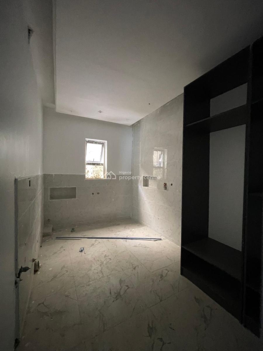 Exquisite 2 Bedroom Maisonette with Pool and Gym  in a Serene Axis, Lekki Phase 1, Lekki, Lagos, Flat / Apartment for Sale