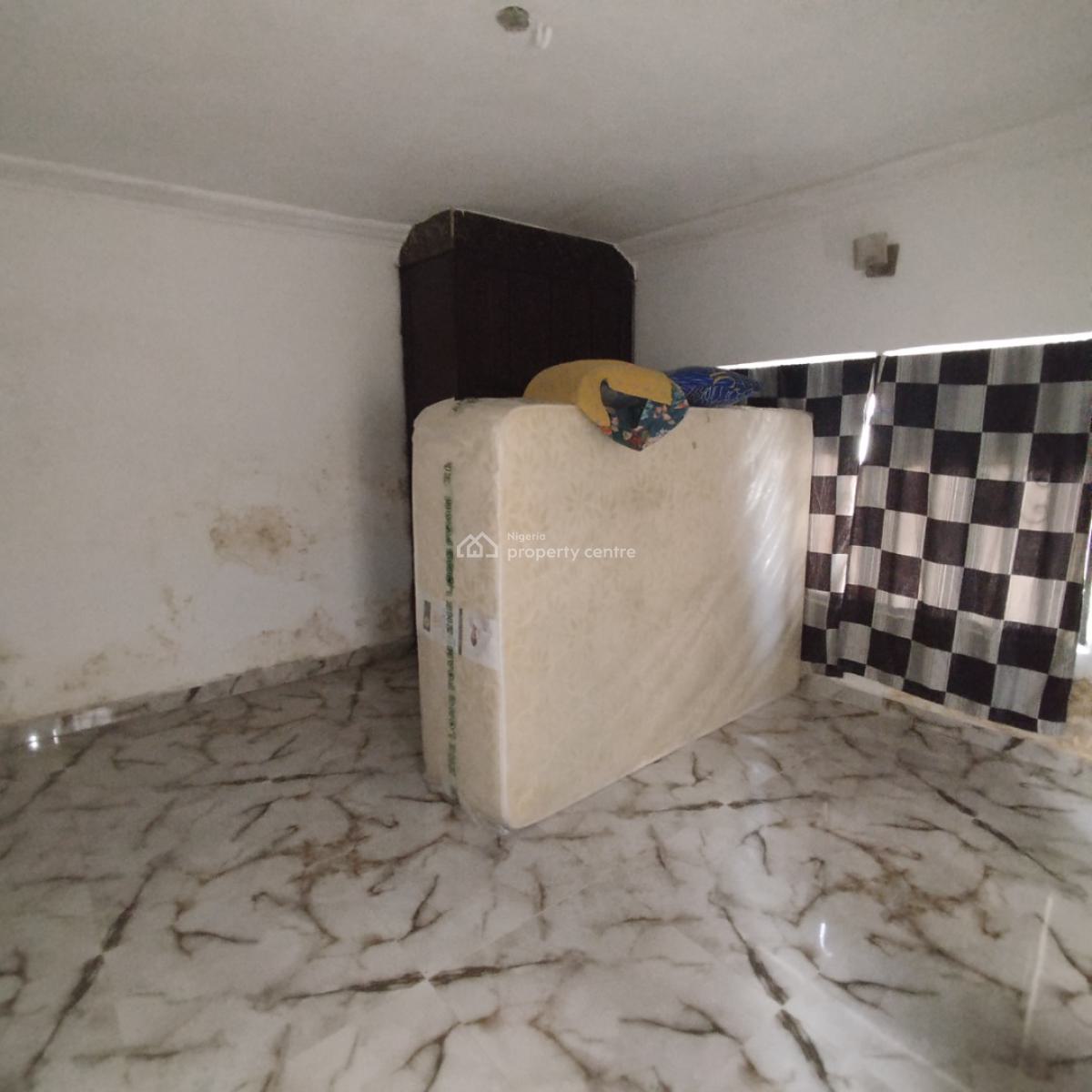 Nice 2bedroom Flat, Adjacent to Royal Pine Estate Off Orchid Road, Lekki Expressway, Lekki, Lagos, Flat / Apartment for Rent