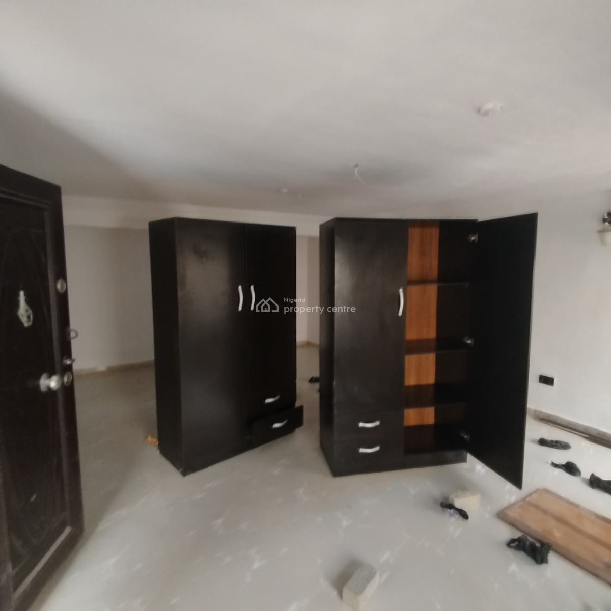 Nice 2 Bedrooms Flat, By Royal Pine Estate, Off Orchid Road, Lekki Expressway, Lekki, Lagos, Flat / Apartment for Rent