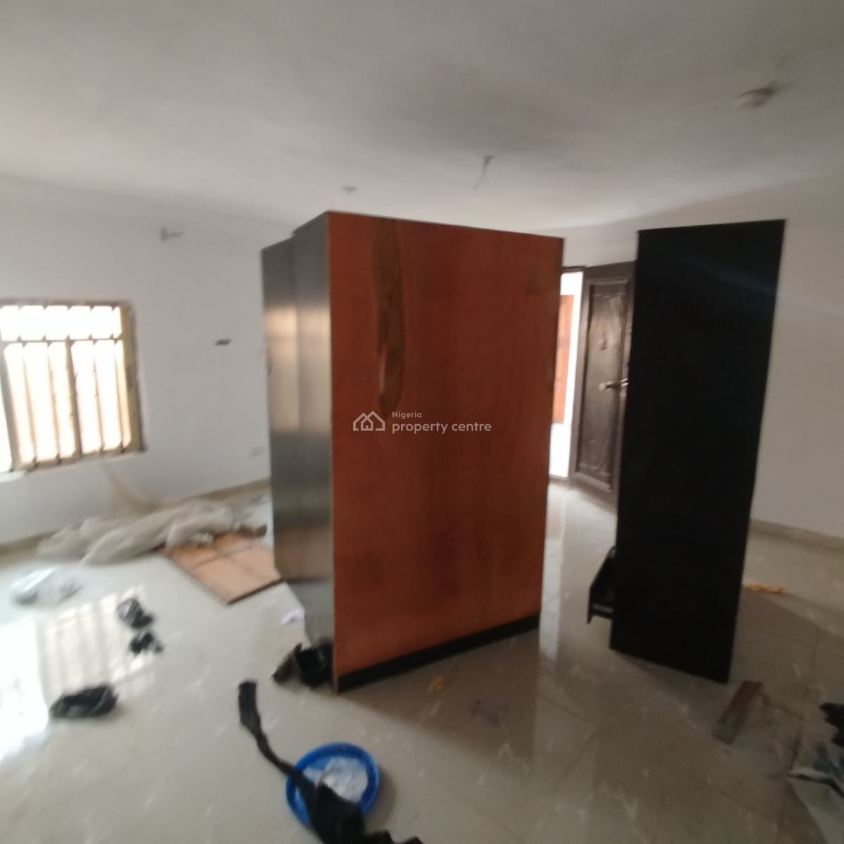 Nice 2 Bedrooms Flat, By Royal Pine Estate, Off Orchid Road, Lekki Expressway, Lekki, Lagos, Flat / Apartment for Rent