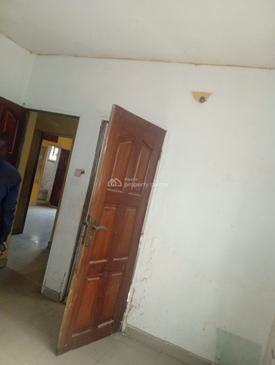 a Decent Renovated 3bedroom with Modern Facilities at Isheri, in Secured at Isheri Olofin Alimosho, Isheri Olofin, Alimosho, Lagos, Flat / Apartment for Rent