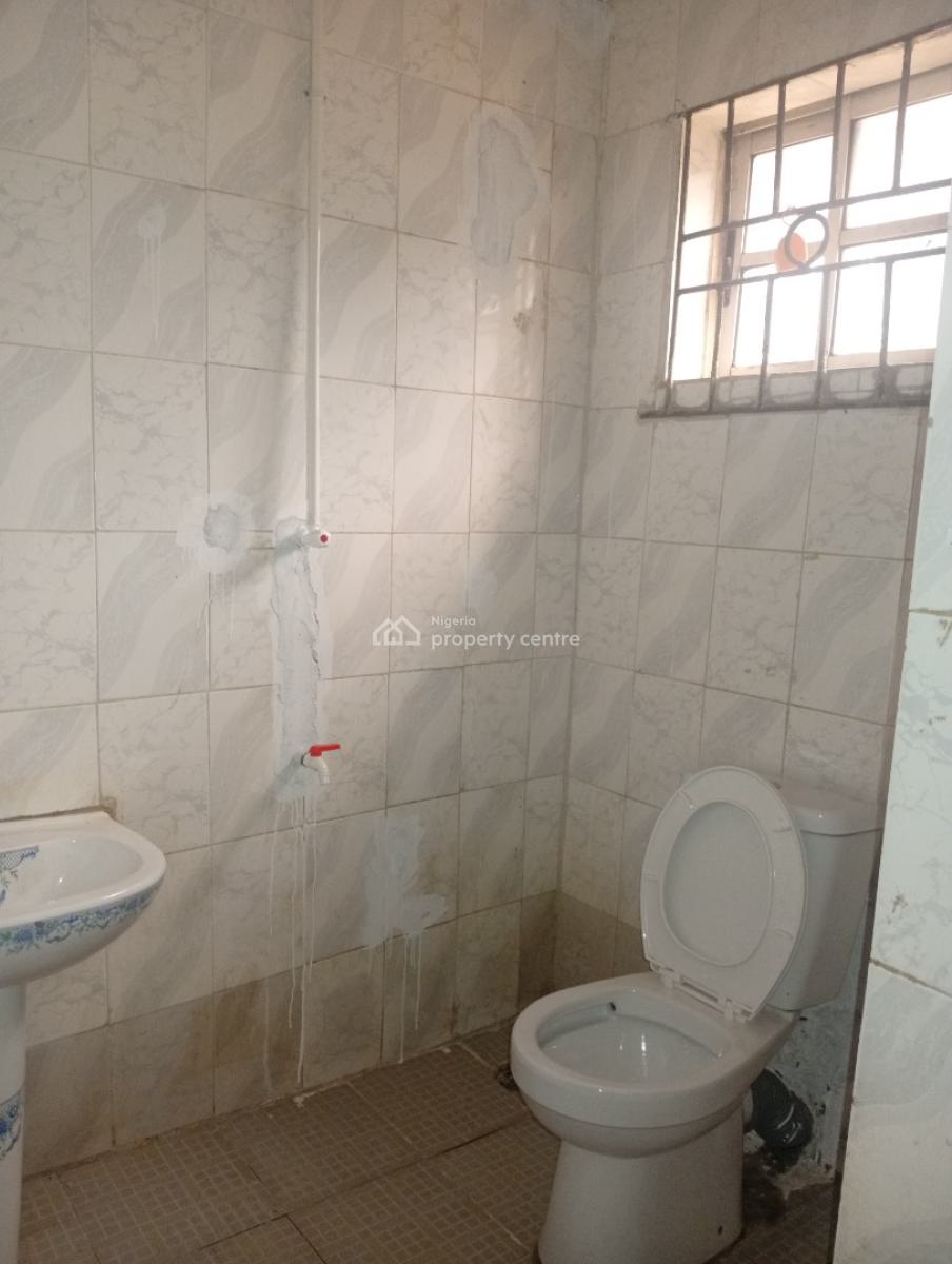a Decent Renovated 3bedroom with Modern Facilities at Isheri, in Secured at Isheri Olofin Alimosho, Isheri Olofin, Alimosho, Lagos, Flat / Apartment for Rent