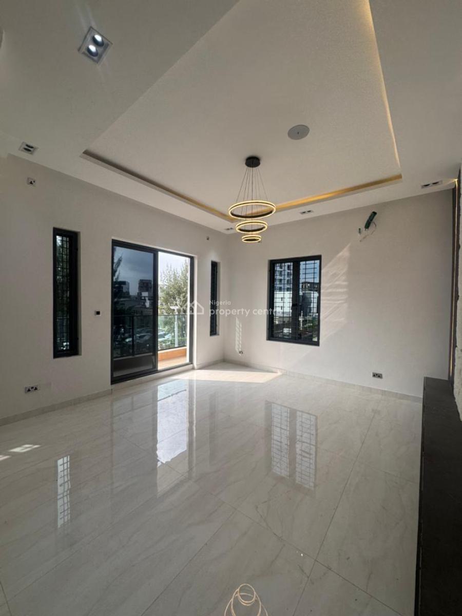 Beautiful 5 Bedroom with Swimming Pool and Bq, Lekki Phase 1, Lekki, Lagos, Detached Duplex for Sale