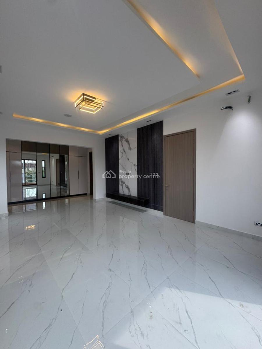 Beautiful 5 Bedroom with Swimming Pool and Bq, Lekki Phase 1, Lekki, Lagos, Detached Duplex for Sale