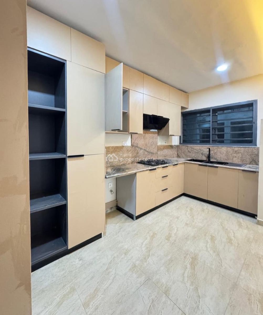 Luxury 3 Bedroom Apartment, Lekki Phase 1, Lekki, Lagos, Flat / Apartment for Sale
