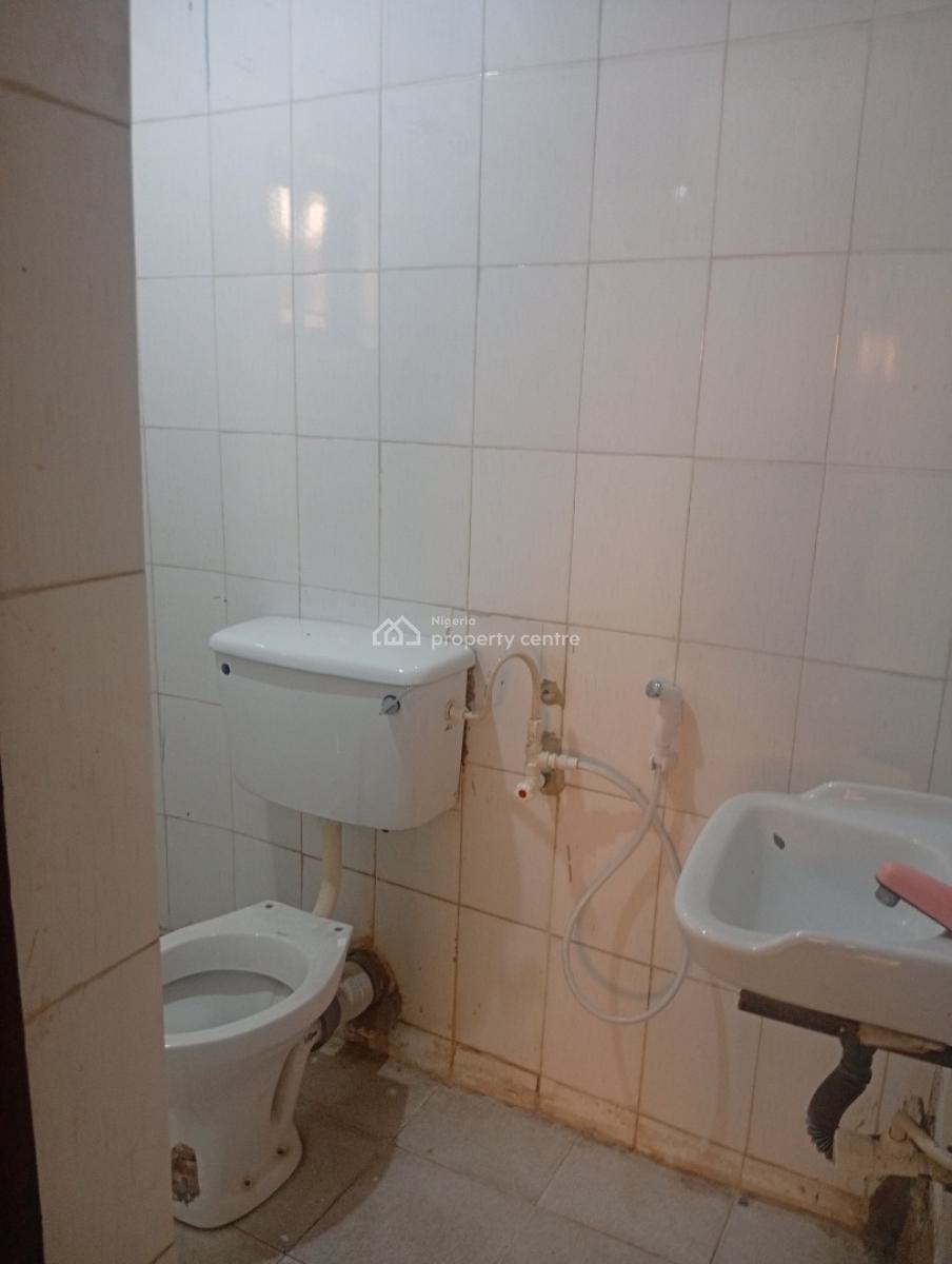 a Decent Spacious Renovated 3bedroom with Modern Facilities, All Tiles, in Secured Unity Estate Egbeda Alimosho, Egbeda, Alimosho, Lagos, Flat / Apartment for Rent