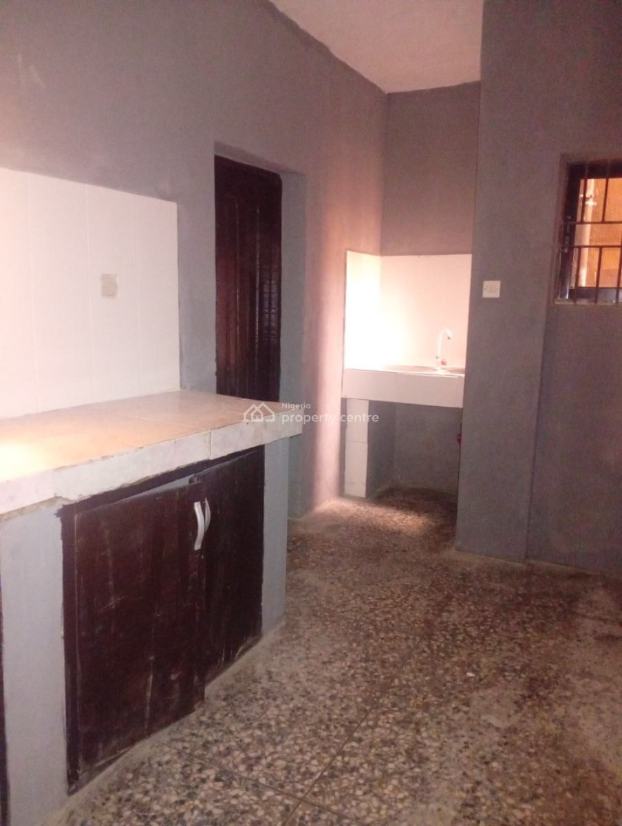 a Decent Spacious Renovated 3bedroom with Modern Facilities, All Tiles, in Secured Unity Estate Egbeda Alimosho, Egbeda, Alimosho, Lagos, Flat / Apartment for Rent