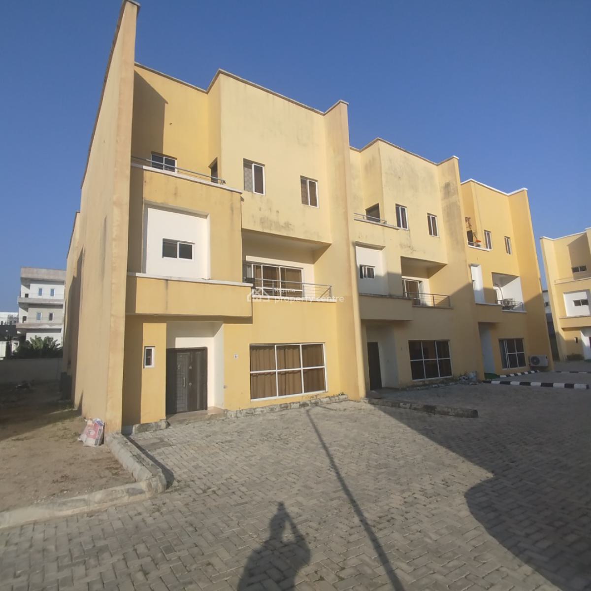 Fantastic 4 Bedroom Semi Detached Duplex with Bq, Estate Adjacent to Royal Pine Estate Off Orchid Road, Lekki Expressway, Lekki, Lagos, Semi-detached Duplex for Sale