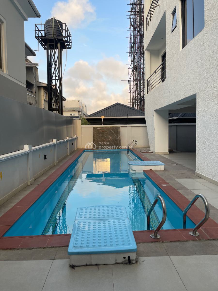Exquisite 3 Br Maisonette W/ Cinema & Pool, Kunle Ogunba Street, Lekki Phase 1, Lekki, Lagos, Flat / Apartment Short Let