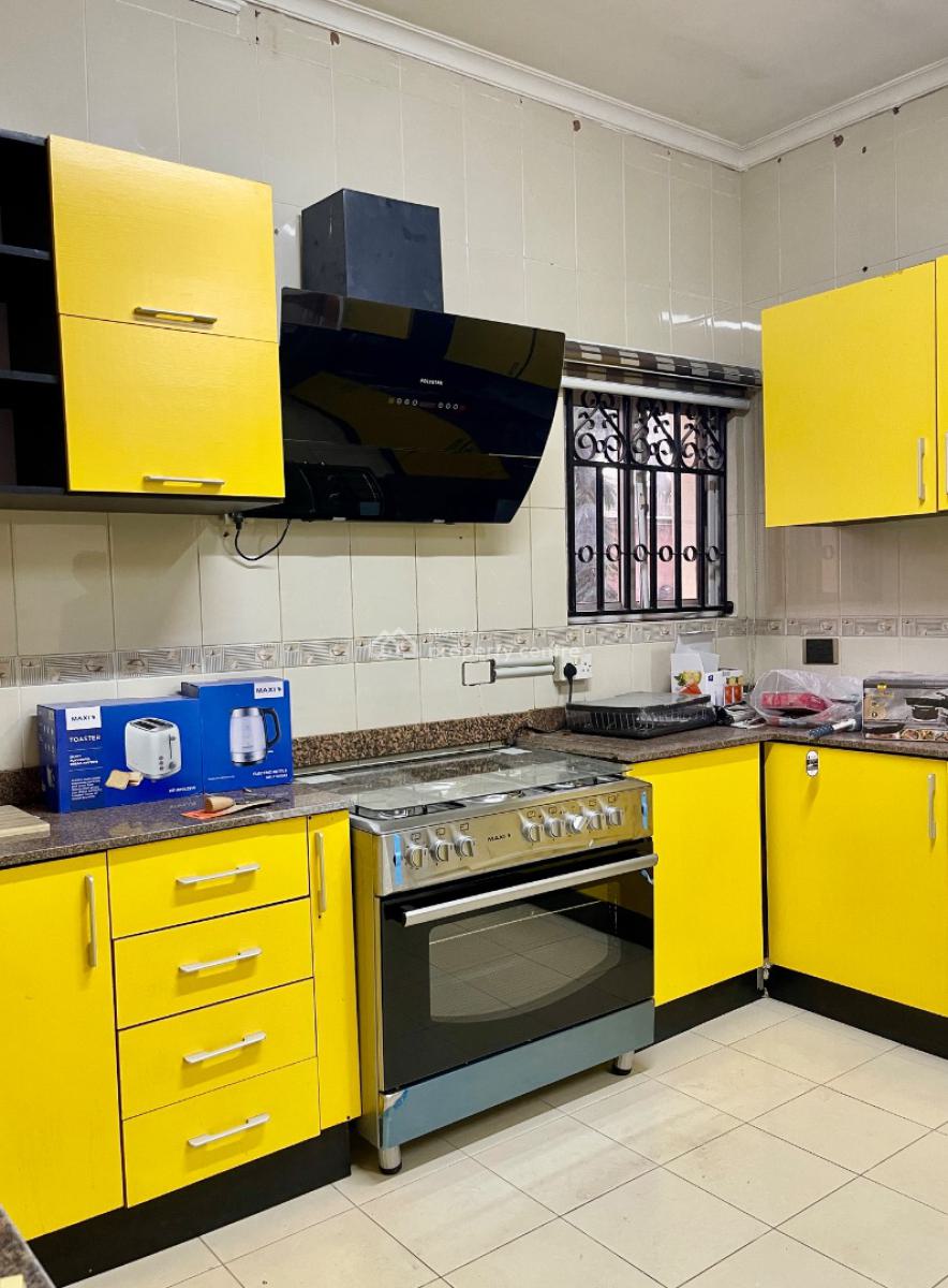 Homey 4br Townhouse, Off 1st Avenue, Banana Island, Ikoyi, Lagos, Terraced Duplex Short Let