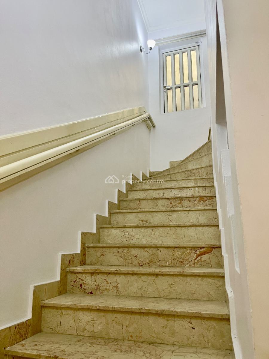 Homey 4br Townhouse, Off 1st Avenue, Banana Island, Ikoyi, Lagos, Terraced Duplex Short Let