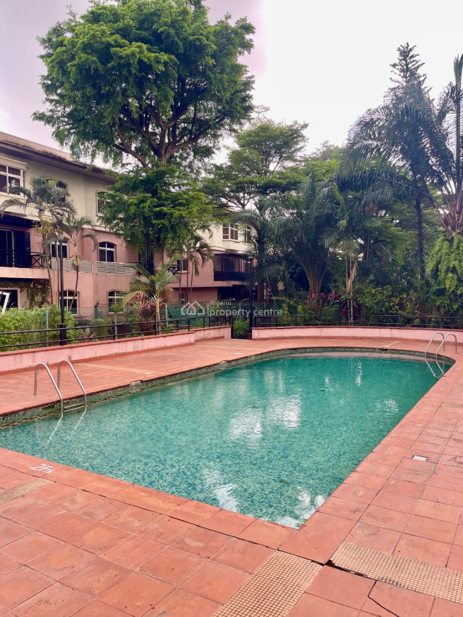 Homey 4br Townhouse, Off 1st Avenue, Banana Island, Ikoyi, Lagos, Terraced Duplex Short Let