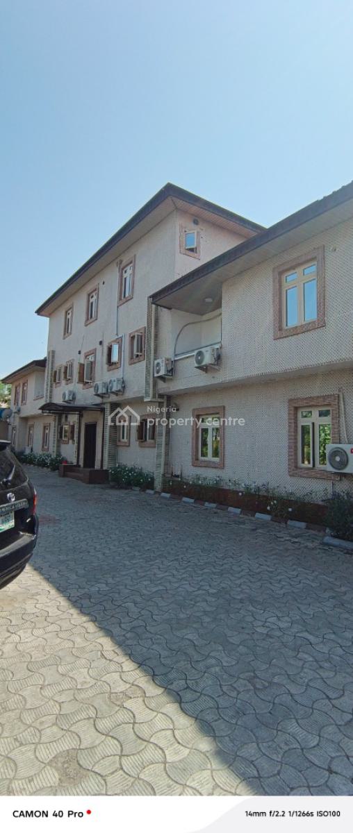 Single Room Self-contain, Opp Gtb Bank By The Entrance, Lekki Phase 1, Lekki, Lagos, Self Contain (single Rooms) for Rent