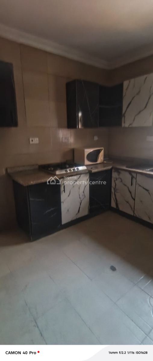 Standard and Big Parlor Space Mini Flat in Phase 1, Off Admiralty Way, Close to Evercare Hospital, Lekki Phase 1, Lekki, Lagos, Mini Flat (room and Parlour) for Rent
