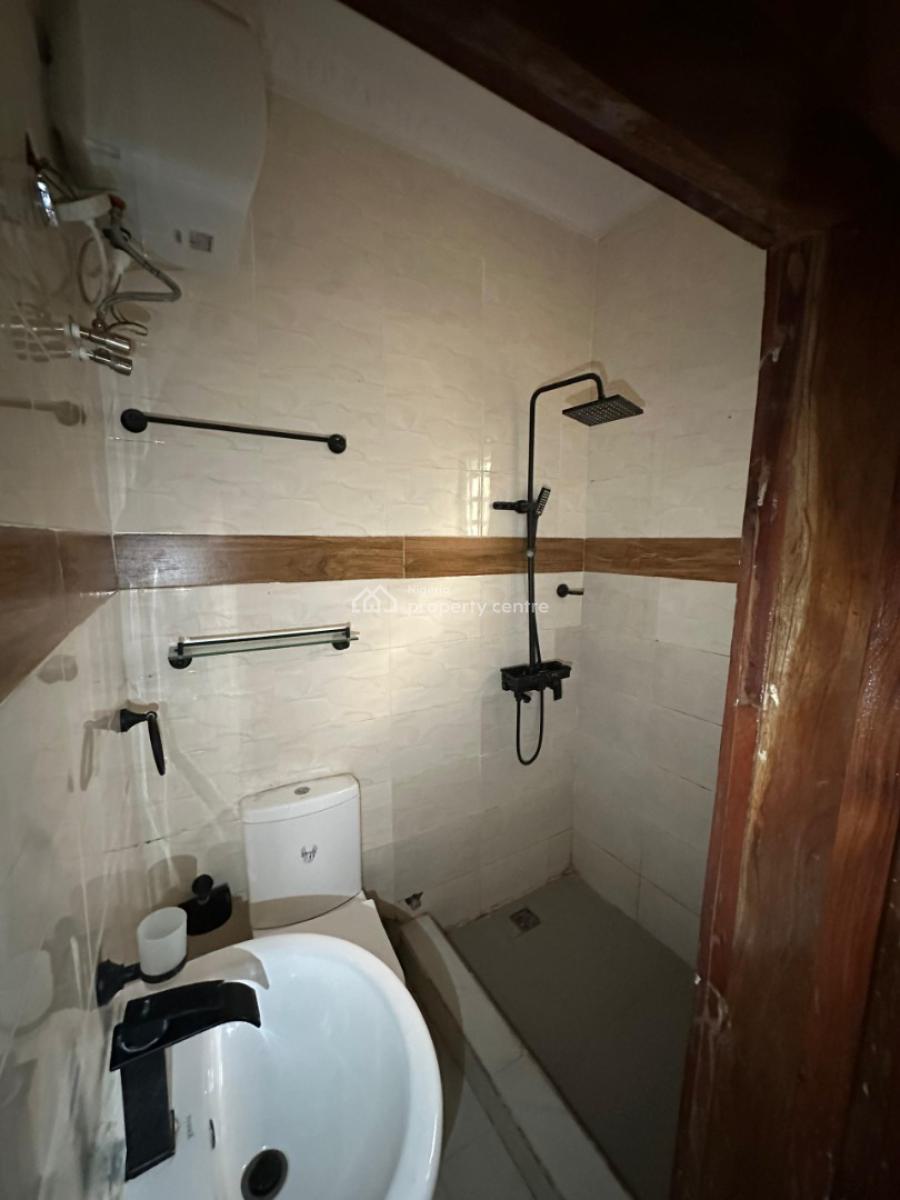 2 Bedroom Flat, Ologolo, Lekki, Lagos, Flat / Apartment for Rent