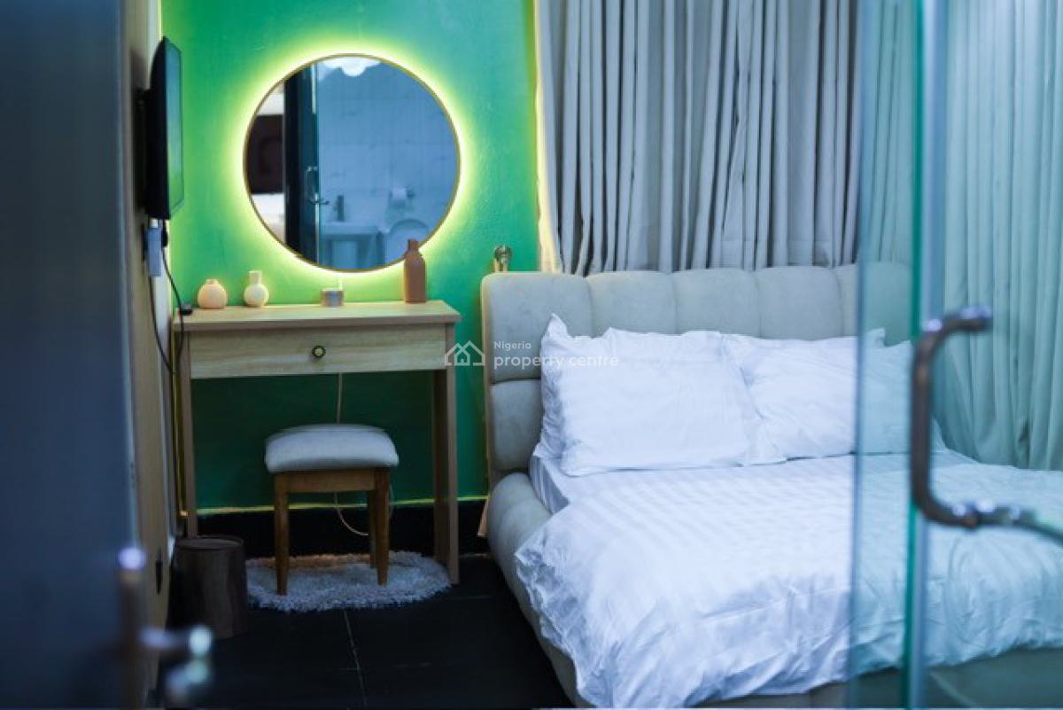 Luxury 1 Bedroom Penthouse, Itedo Estate, Lekki Phase 1, Lekki, Lagos, Flat / Apartment Short Let