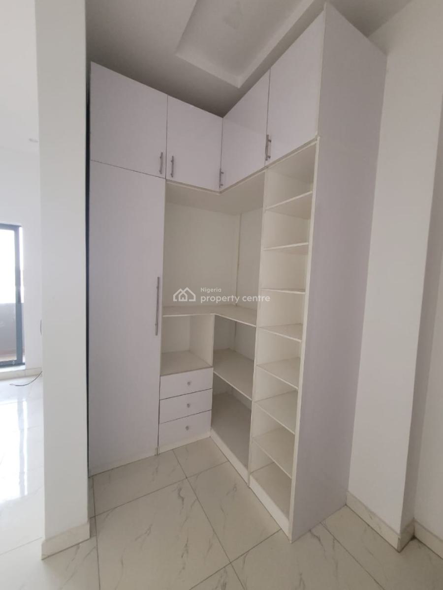 Newly Built & Fully Serviced 3-bedroom Penthouse Apartment with Bq, Lekki Phase 1, Lekki, Lagos, Flat / Apartment for Rent