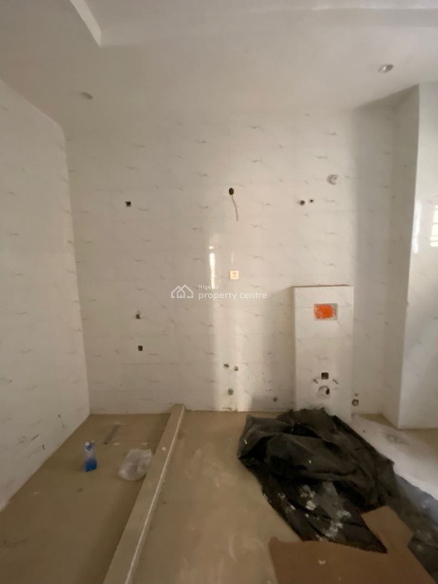 Extremely Large 5 Bedroom Detached Duplex with Bq, Gra Phase 1, Magodo, Lagos, Detached Duplex for Sale