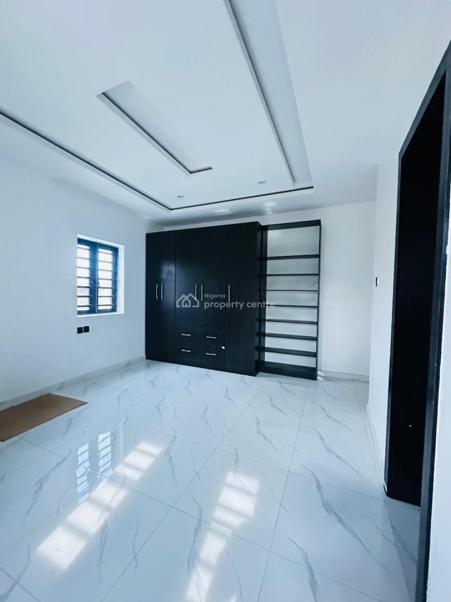 Newly Built and Secured  3 Bedroom Apartment in a Gated Estate, Lovely 3 Bedroom Apartment in a Secure Estate, Maryland, Lagos, Flat / Apartment for Sale