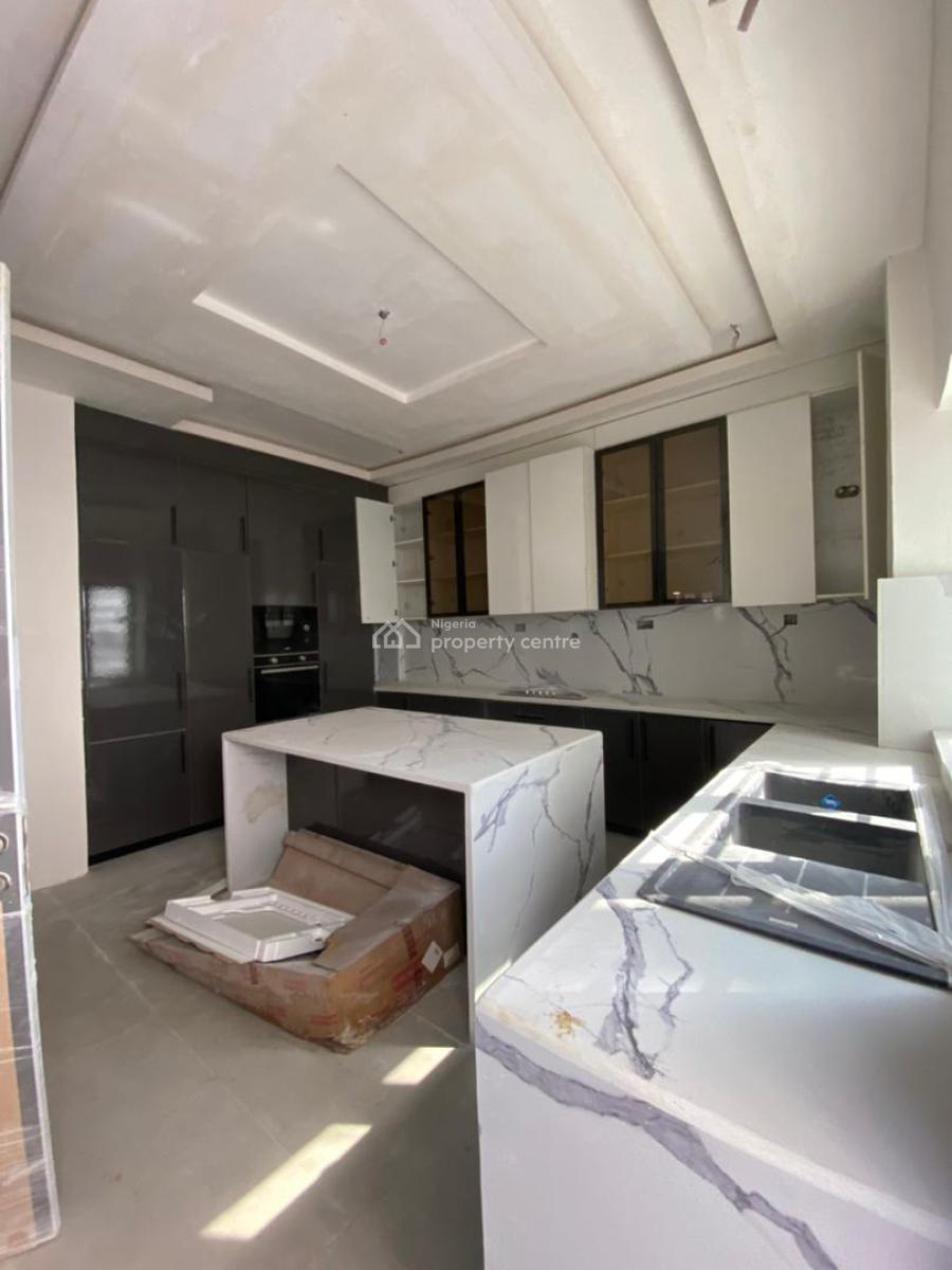 Massive 7 Bedroom Duplex with a Bq and Pool in a Serene Estate, Lekki Phase 1, Lekki, Lagos, House for Sale