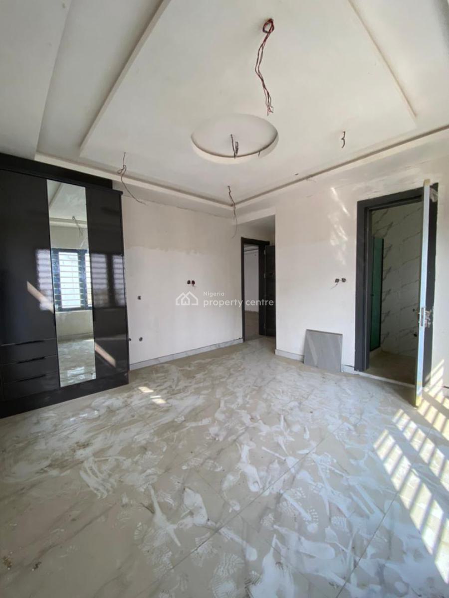Massive 7 Bedroom Duplex with a Bq and Pool in a Serene Estate, Lekki Phase 1, Lekki, Lagos, House for Sale