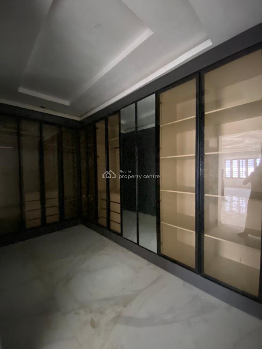 Massive 7 Bedroom Duplex with a Bq and Pool in a Serene Estate, Lekki Phase 1, Lekki, Lagos, House for Sale